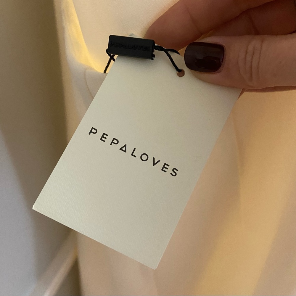 Anthropologie PepaLoves minimalist keyhole back mini dress - Picture 3 of 8